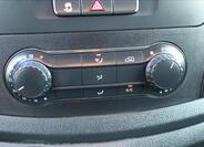 Mercedes-Benz Vito 12