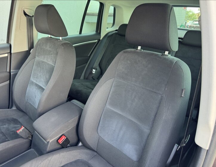 Volkswagen Tiguan SUV / Terénní 2,0 l 103 kw
