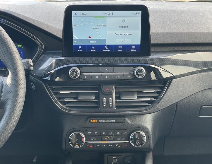 Ford Kuga SUV / Terénní 2,5 l 112 kw