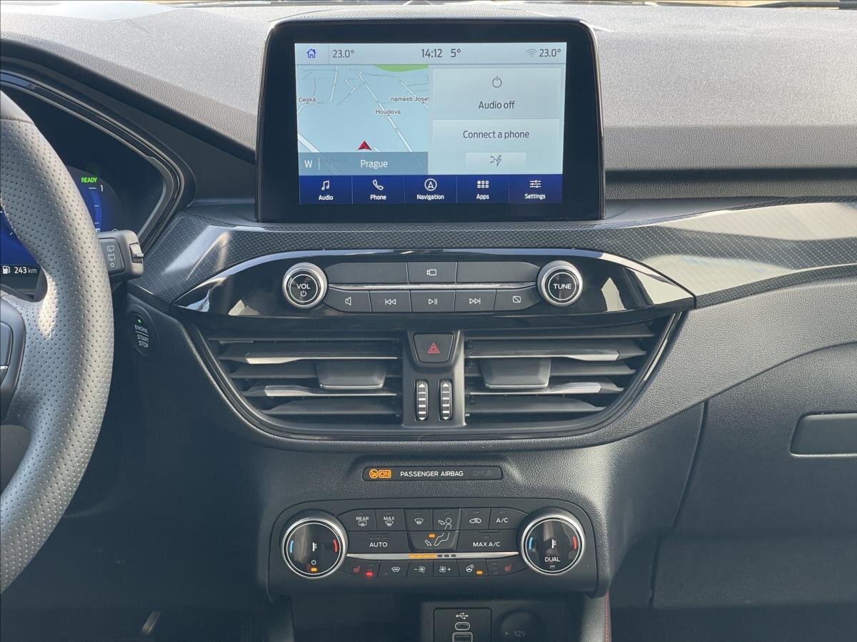 Ford Kuga SUV / Terénní 2,5 l 112 kw