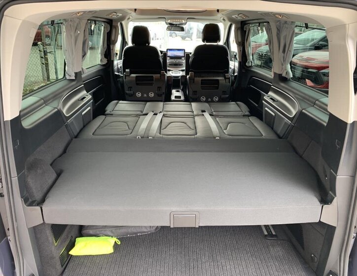 Mercedes-Benz Ostatní Ostatní 2,0 l 174 kw