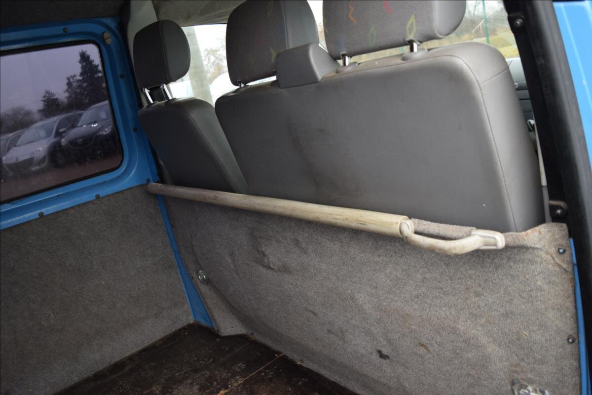 Volkswagen Transporter Kombi 2,5 l 96 kw