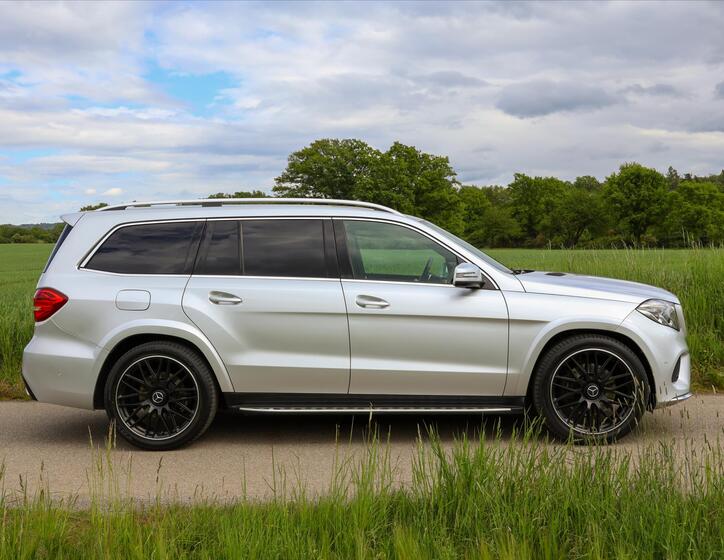 Mercedes-Benz GLS 8