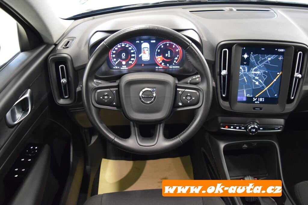 Volvo XC40 SUV / Terénní 0,0 95 kw