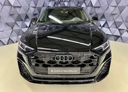 Audi Q8 2