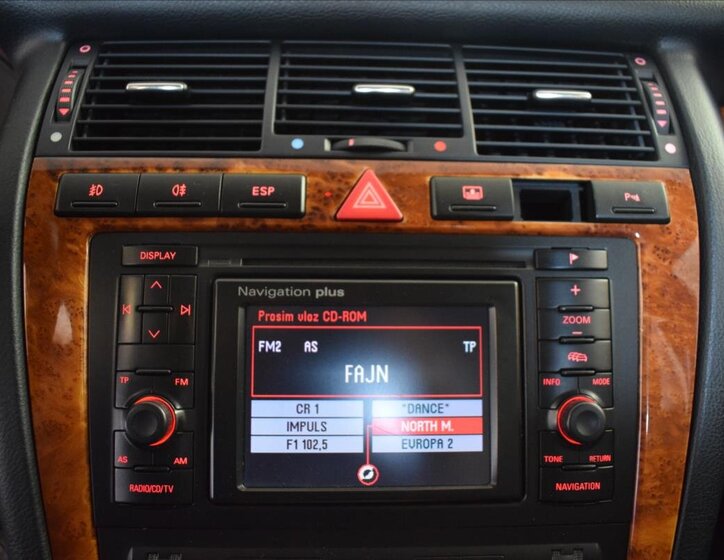 Audi S8 Sedan 4,2 l 265 kw