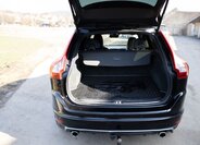 Volvo XC60 SUV / Terénní 2,0 l 140 kw