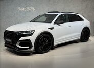 Audi RS Q8 1