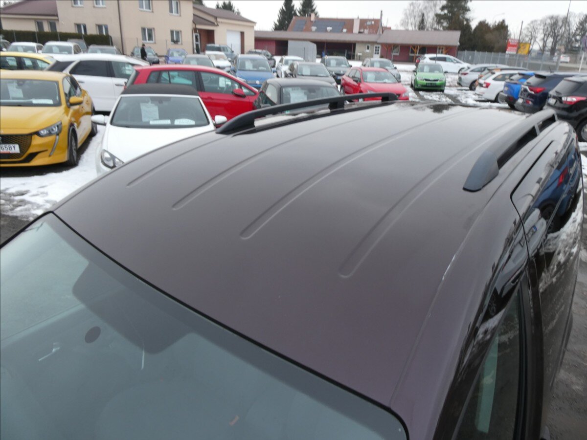 Volkswagen Caddy Kombi 1,6 l 75 kw