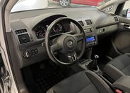Volkswagen Touran 6