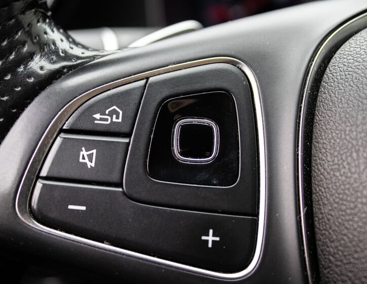 Mercedes-Benz Třídy E 32