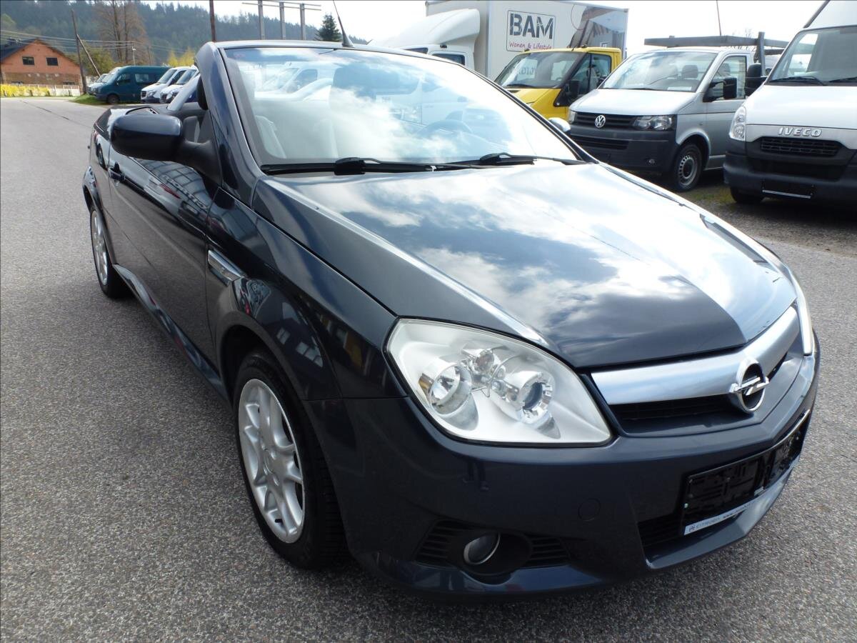 Opel Tigra Kabriolet 1,4 l 66 kw
