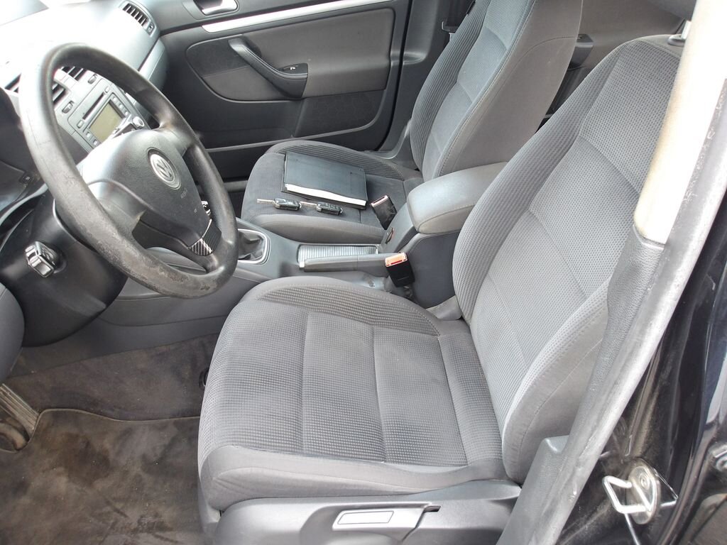 Volkswagen Jetta Sedan 1,9 l 77 kw