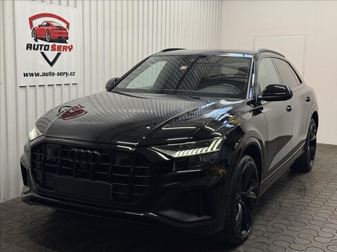 Audi SQ8 SUV / Terénní 4,0 l 373 kw