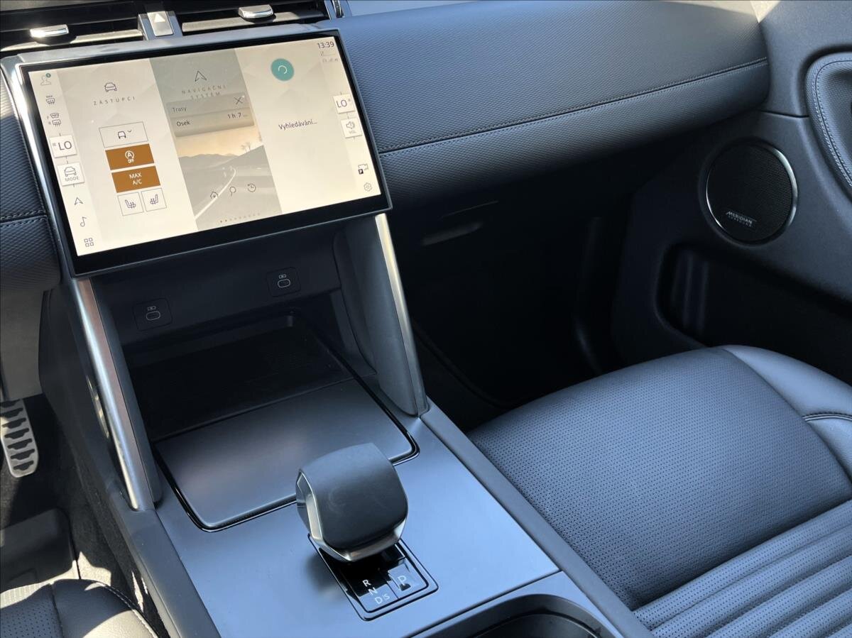 Land Rover Discovery Sport SUV / Terénní 2,0 l 150 kw