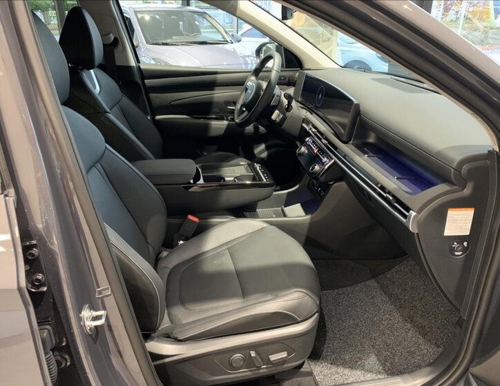 Hyundai Tucson SUV 1,6 l 158 kw