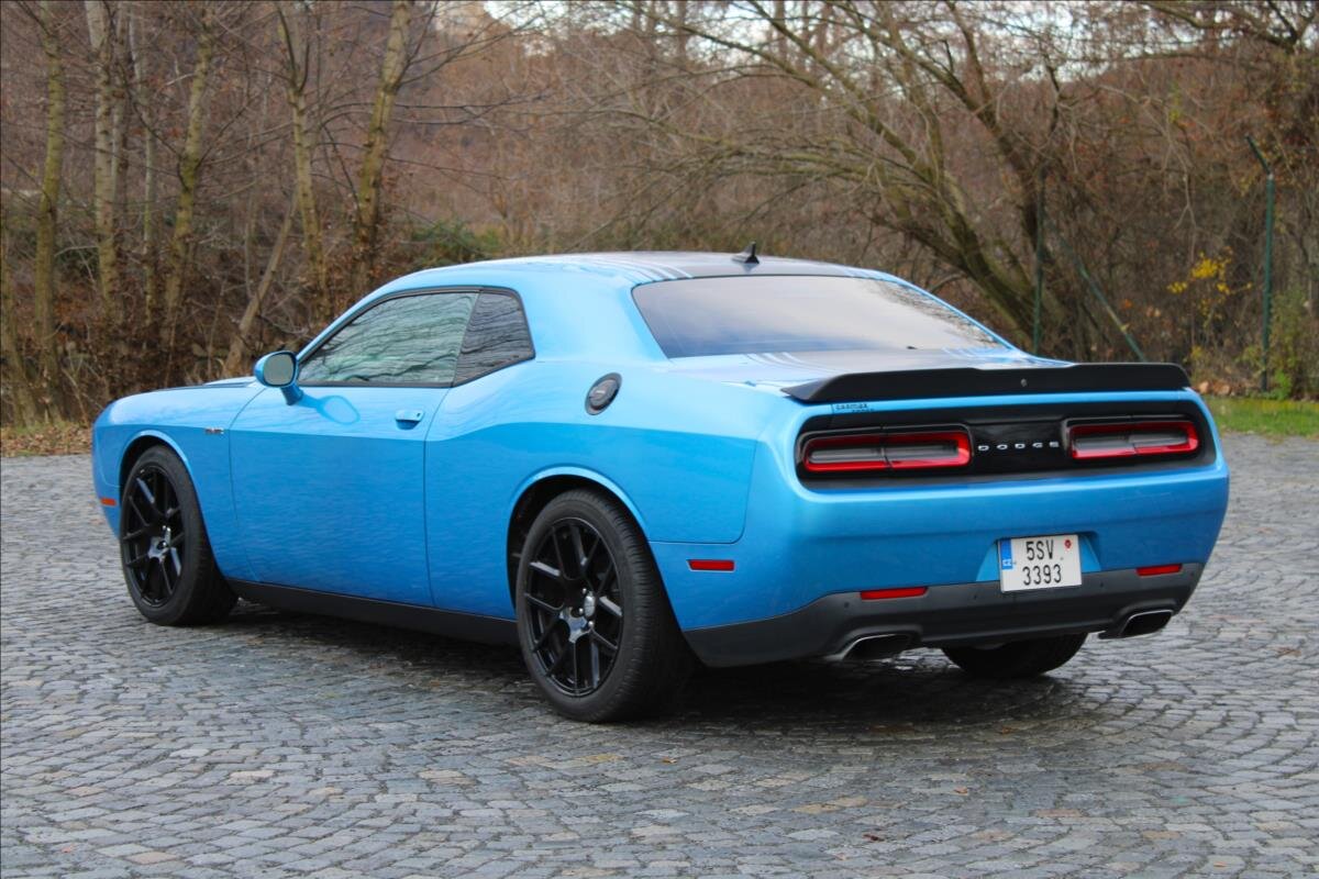 Dodge Challenger