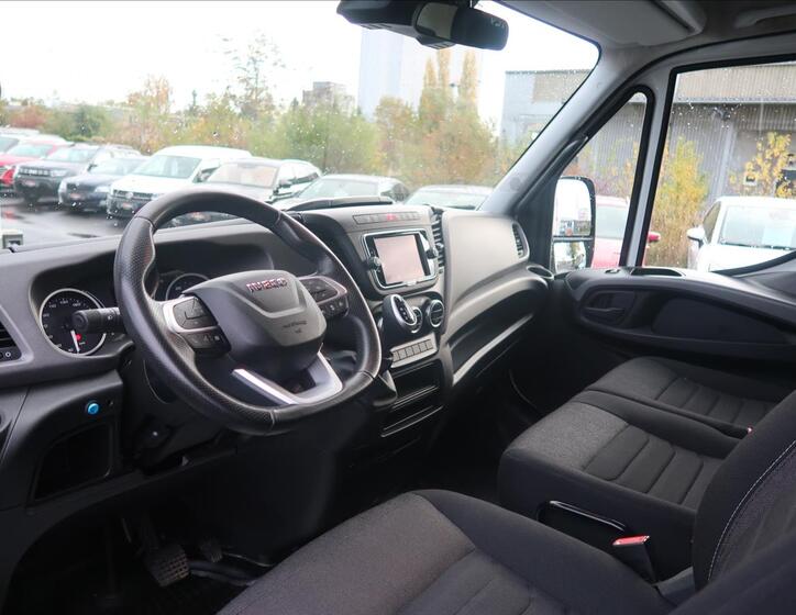 Iveco Daily 9