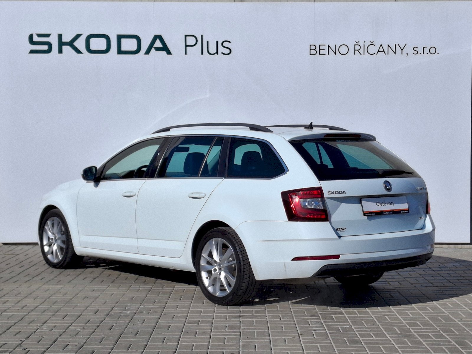 Škoda Octavia Kombi 2,0 l 110 kw