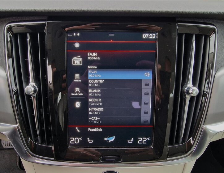 Volvo V90 Kombi 2,0 l 140 kw