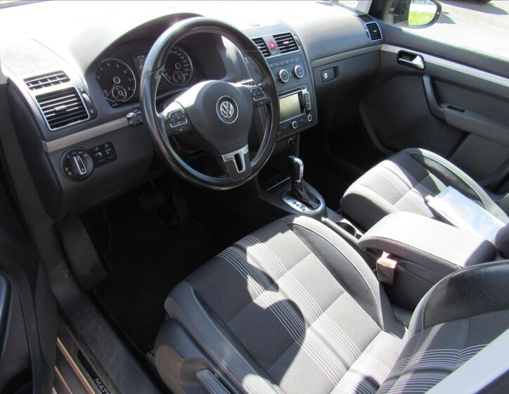 Volkswagen Touran Kombi 1,4 l 103 kw