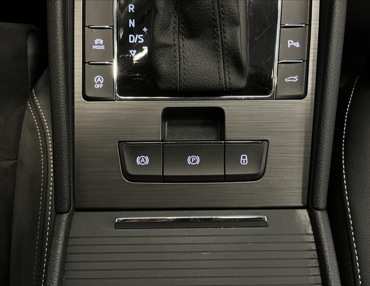 Škoda Superb Kombi 2,0 l 110 kw