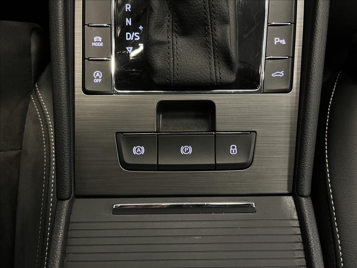 Škoda Superb Kombi 2,0 l 110 kw