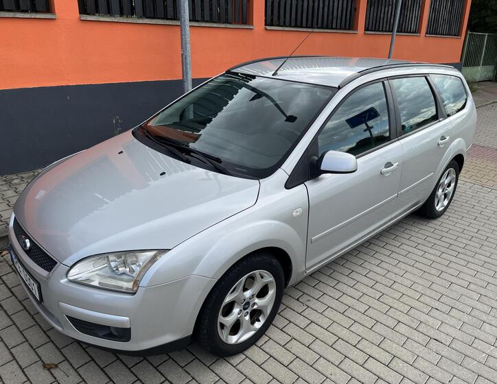 Ford Focus 9