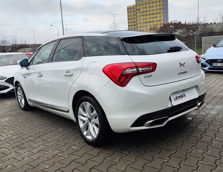 Citroën DS5 Hatchback 2,0 l 120 kw