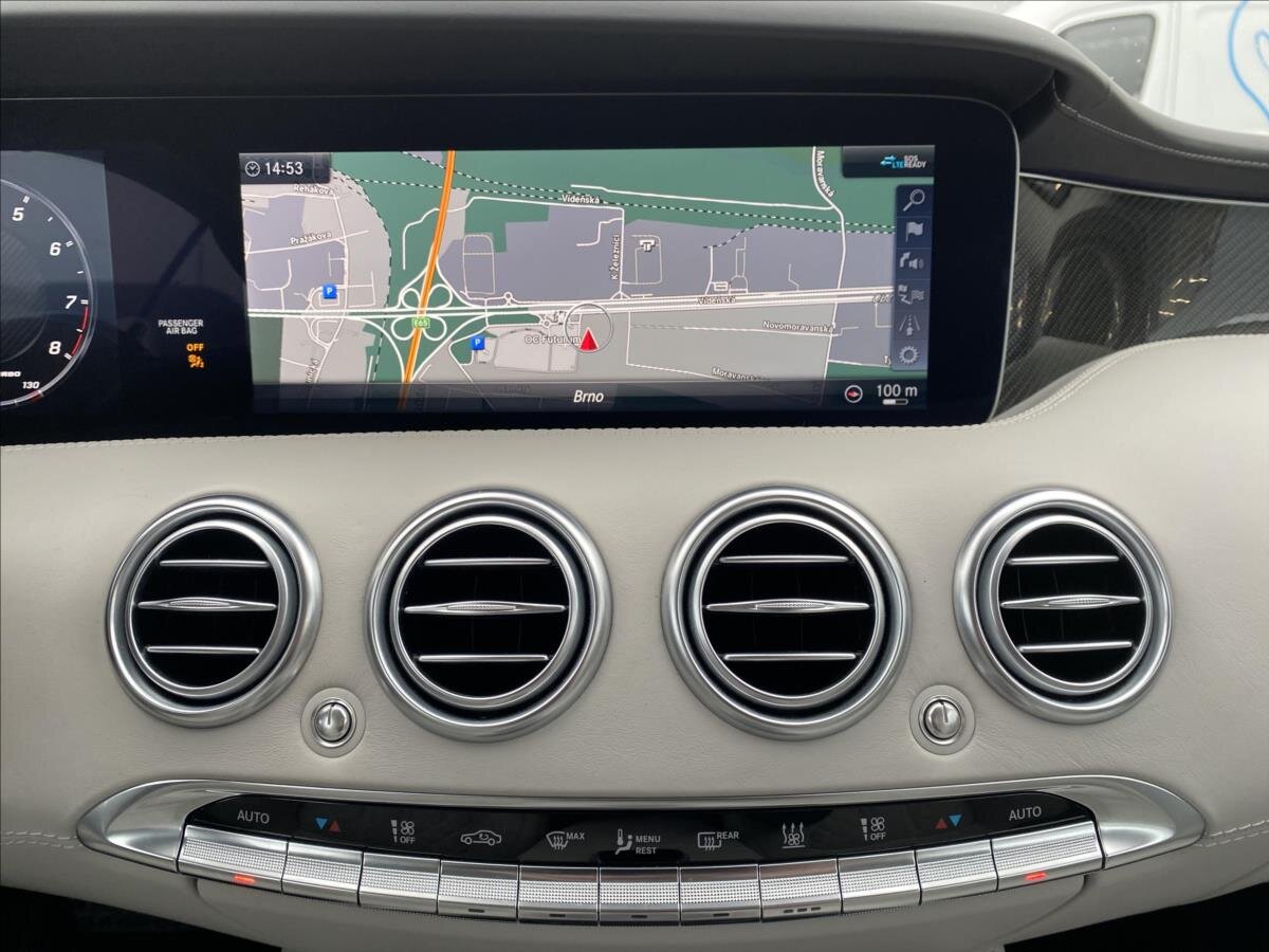 Mercedes-Benz Třídy S Kupé 4,0 l 450 kw