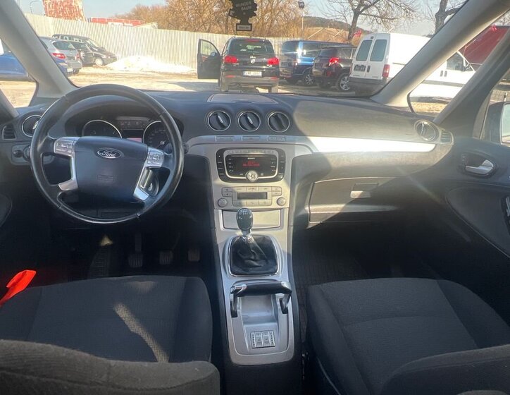 Ford Galaxy MPV 2,0 l 103 kw