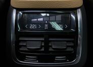Volvo XC90 29