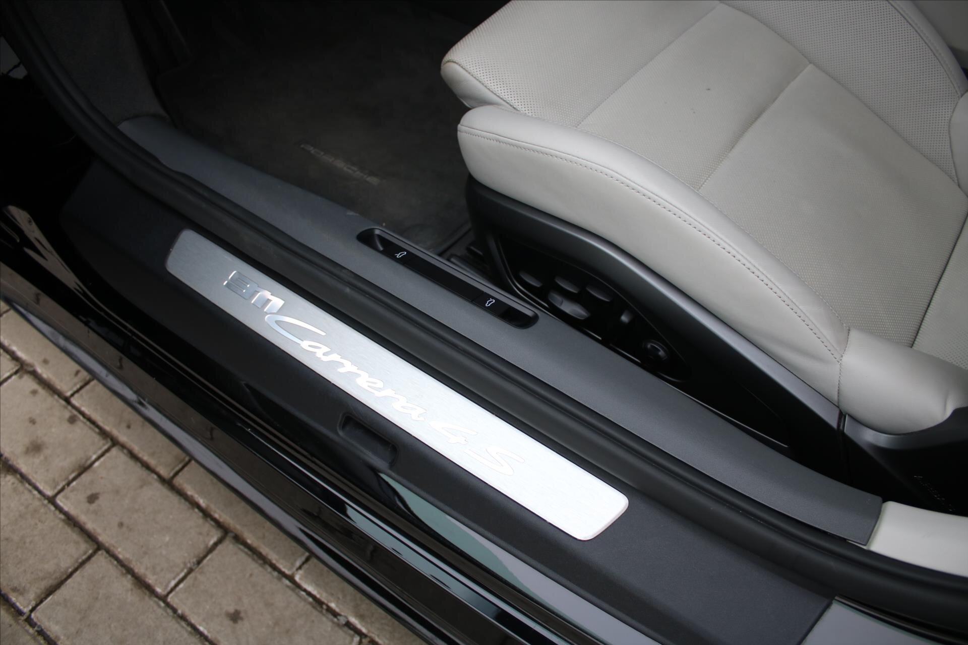 Porsche 911 Kupé 3,0 l 331 kw