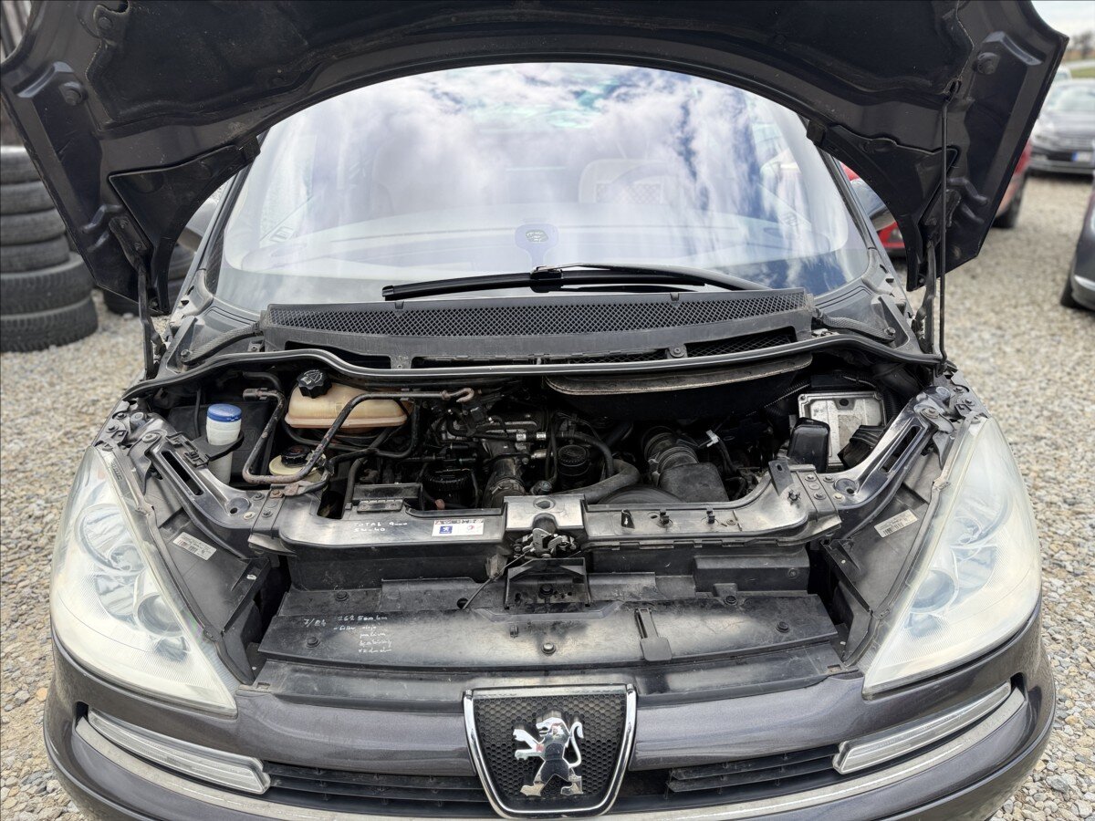 Peugeot 807 MPV 2,2 l 94 kw