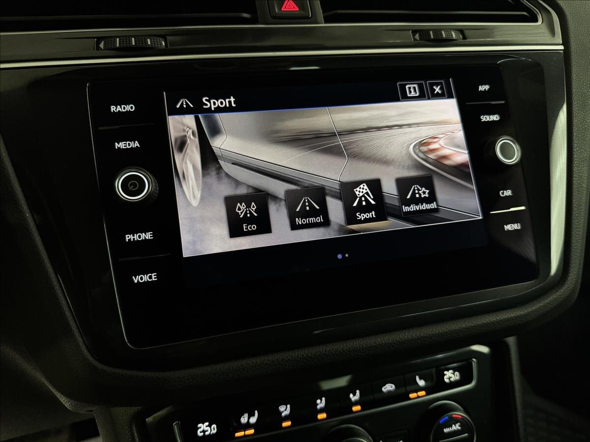 Volkswagen Tiguan SUV / Terénní 2,0 l 140 kw