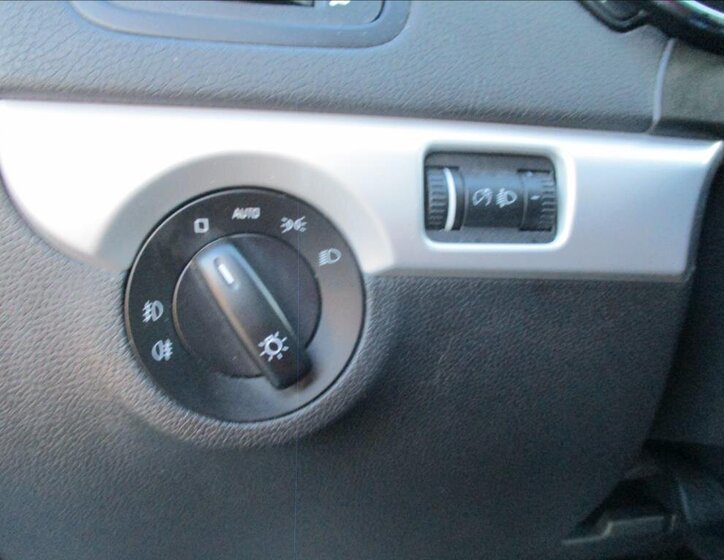 Škoda Yeti SUV / Terénní 1,2 l 77 kw