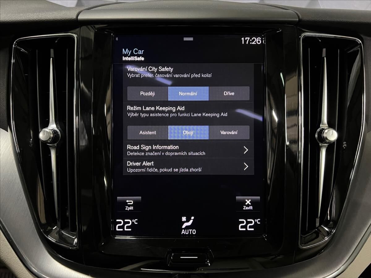 Volvo XC60 SUV 2,0 l 186 kw