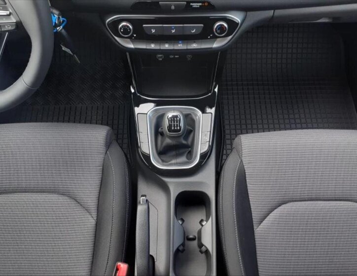 Hyundai i30 Kombi 998,0 85 kw