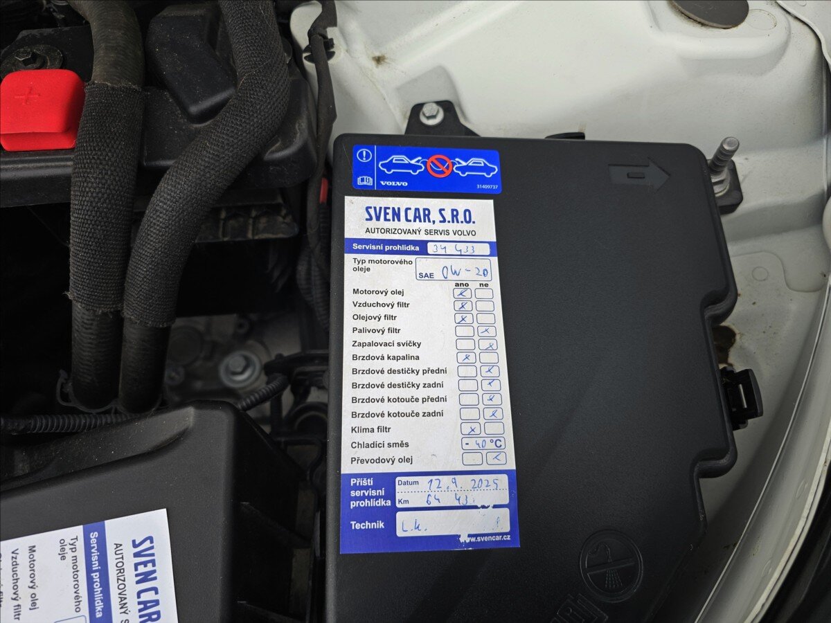 Volvo XC90 SUV 2,0 l 184 kw