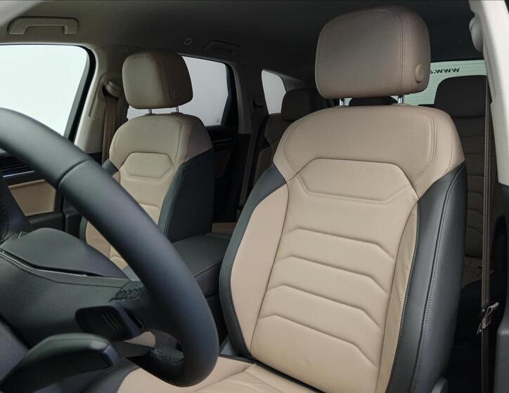 Volkswagen Touareg 10