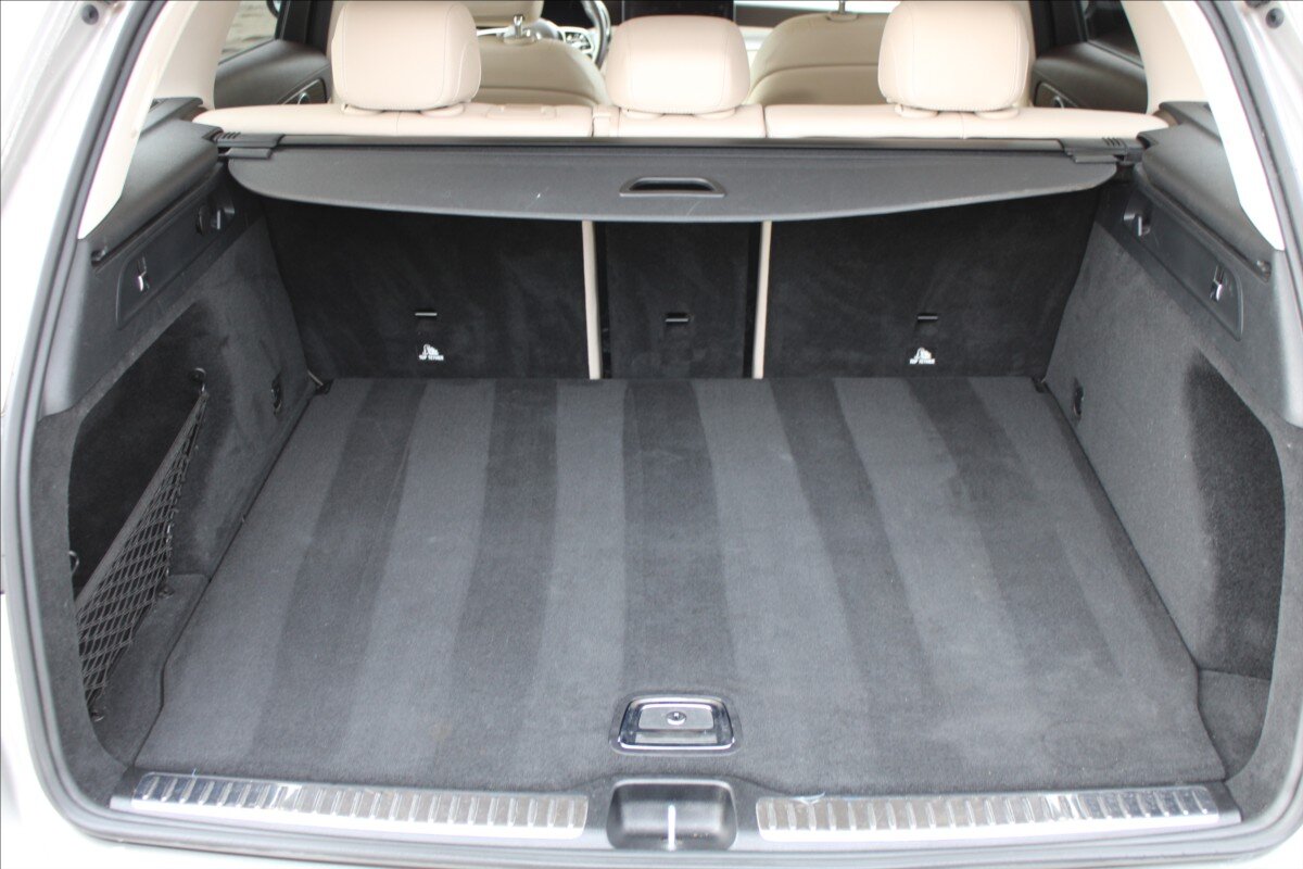 Mercedes-Benz GLC SUV 2,0 l 143 kw