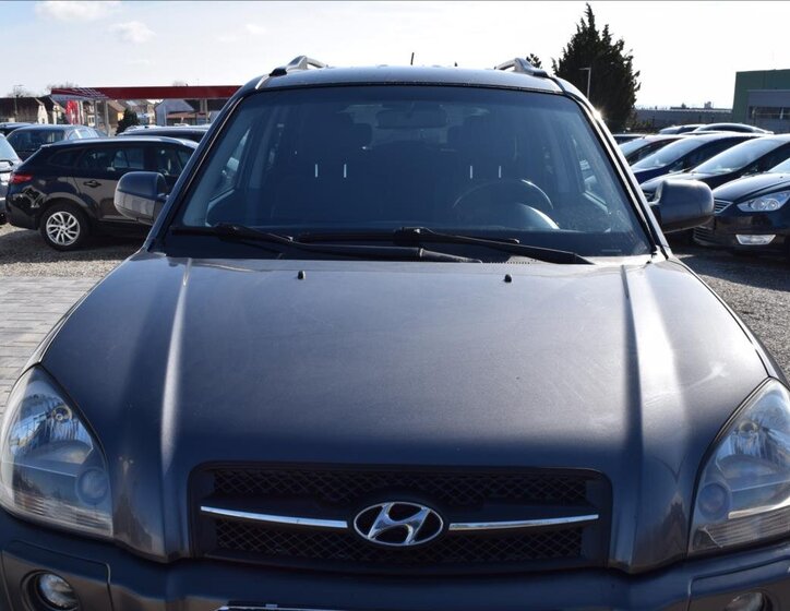 Hyundai Tucson SUV 2,0 l 104 kw