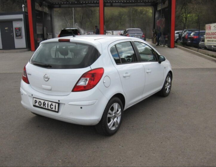 Opel Corsa Hatchback 1,4 l 74 kw