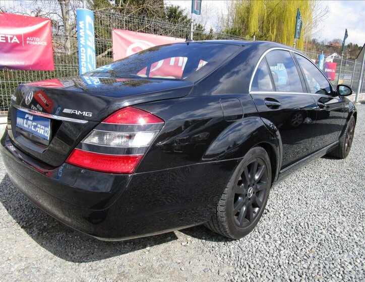 Mercedes-Benz Třídy S Sedan / Limuzína 4,0 l 235 kw
