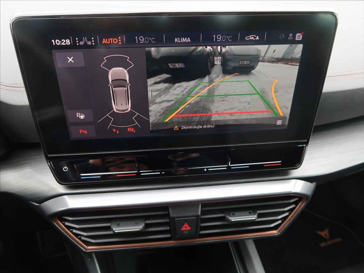 Cupra Formentor SUV / Terénní 1,5 l 110 kw