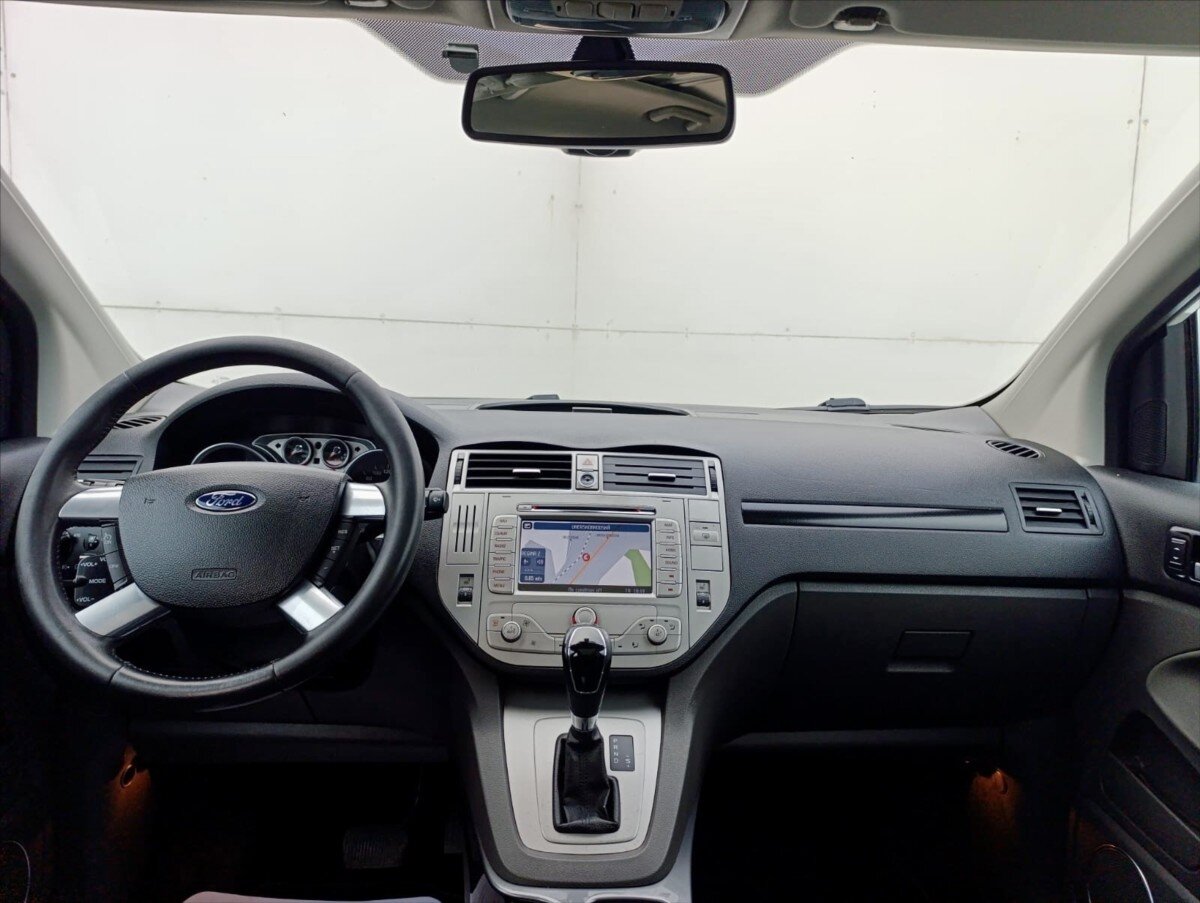 Ford Kuga SUV 2,0 l 120 kw