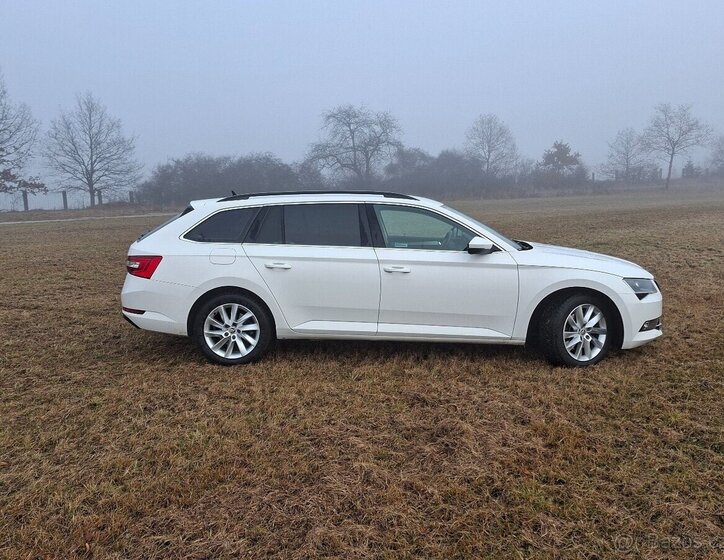 Škoda Superb Kombi 0,0 110 kw
