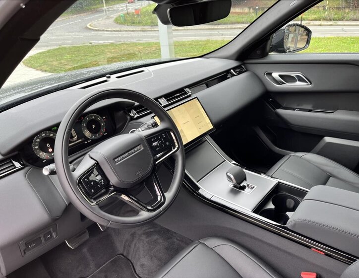 Land Rover Range Rover Velar SUV / Terénní 2,0 l 150 kw