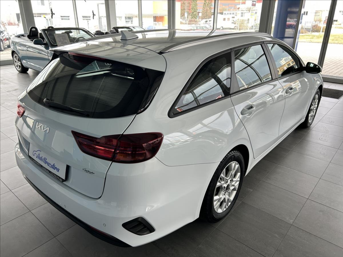 KIA Ceed Kombi 1,5 l 118 kw