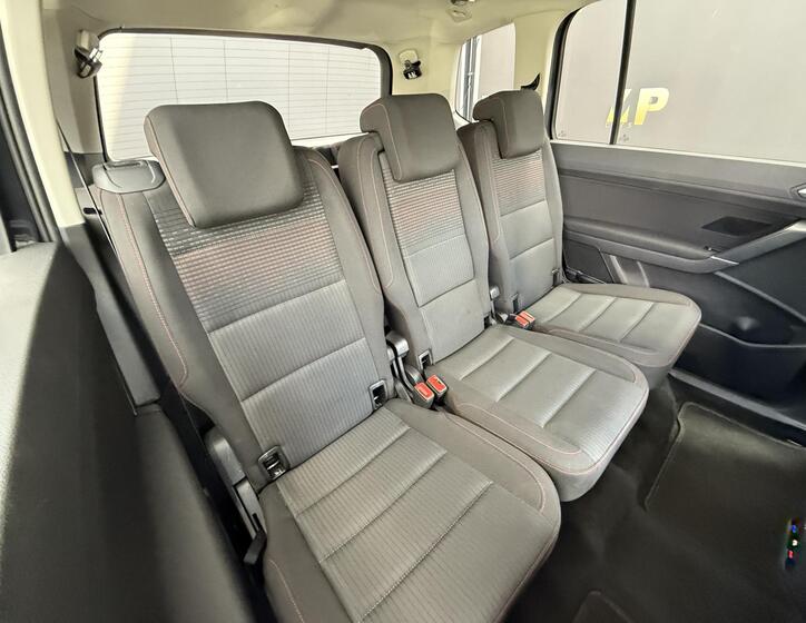 Volkswagen Touran 17